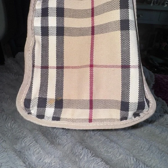 Burberry beige house check canvas handbag - Picture 5 of 11